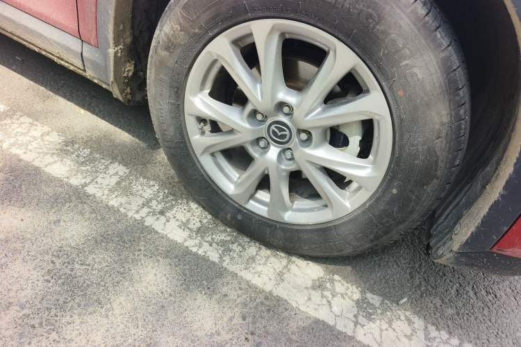 Used Mazda CX-4 2016 2.0L Automatic 2WD Blue Sky Dynamic Edition Right Front Wheel Hub