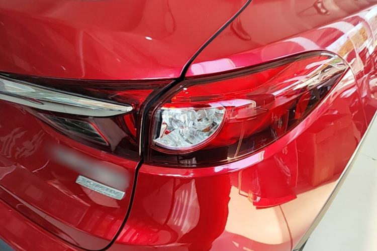 Used Mazda CX-4 2016 2.0L Automatic 2WD Blue Sky Luxury Edition Right Rear Taillight