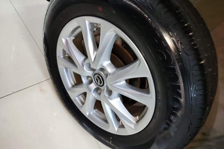 Used Mazda CX-4 2016 2.0L Automatic 2WD Blue Sky Luxury Edition Right Rear Wheel Hub