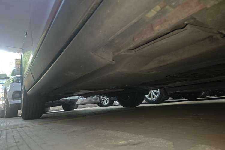Used Mazda CX-4 2016 2.0L Automatic 2WD Blue Sky Dynamic Edition Right Side Sill