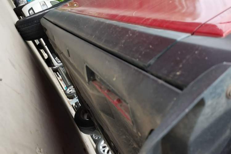 Used Mazda CX-4 2016 2.0L Automatic 2WD Blue Sky Luxury Edition Right Side Sill