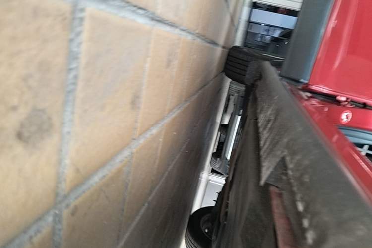 Used Mazda CX-4 2016 2.0L Automatic 2WD Blue Sky Dynamic Edition Right Side Sill