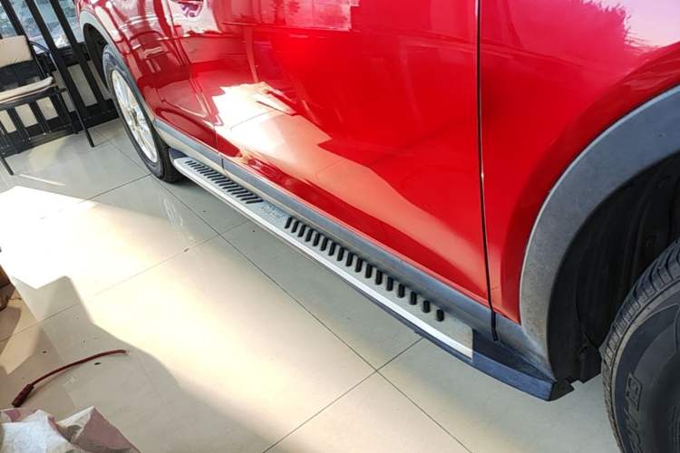 Used Mazda CX-4 2016 2.0L Automatic 2WD Blue Sky Luxury Edition Right Side Sill