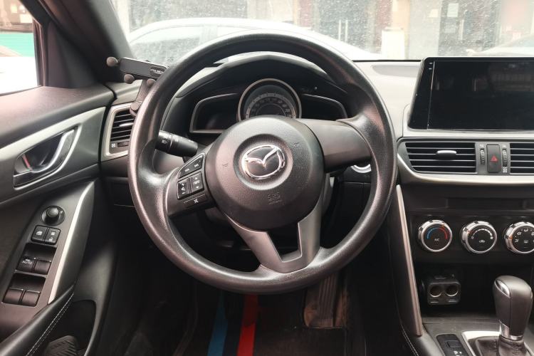 Used Mazda CX-4 2016 2.0L Automatic 2WD Blue Sky Dynamic Edition Steering Wheel