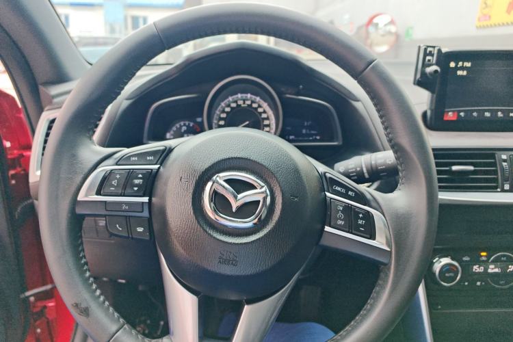Used Mazda CX-4 2016 2.0L Automatic 2WD Blue Sky Luxury Edition Steering Wheel