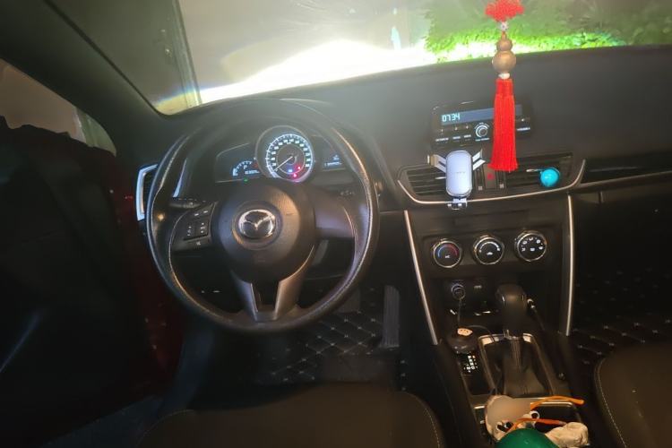 Used Mazda CX-4 2016 2.0L Automatic 2WD Blue Sky Dynamic Edition Steering Wheel