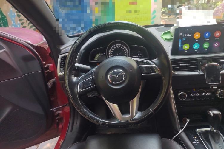 Used Mazda CX-4 2016 2.0L Automatic 2WD Blue Sky Luxury Edition Steering Wheel