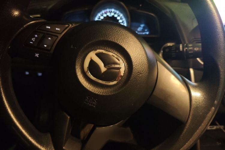 Used Mazda CX-4 2016 2.0L Automatic 2WD Blue Sky Dynamic Leather Edition Steering Wheel
