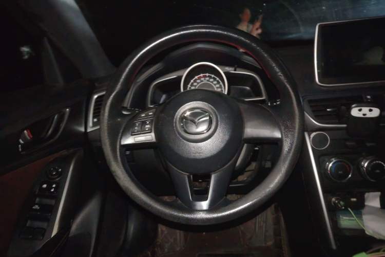 Used Mazda CX-4 2016 2.0L Automatic 2WD Blue Sky Dynamic Edition Steering Wheel