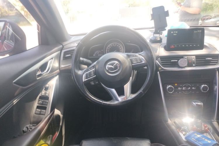 Used Mazda CX-4 2016 2.5L Automatic 4x4 Sky Blue Passion Edition Steering Wheel