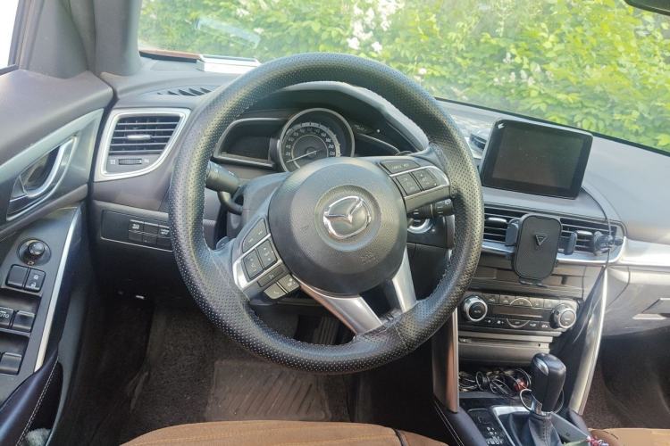 Used Mazda CX-4 2016 2.5L Automatic 4x4 Sky Blue Passion Edition Steering Wheel
