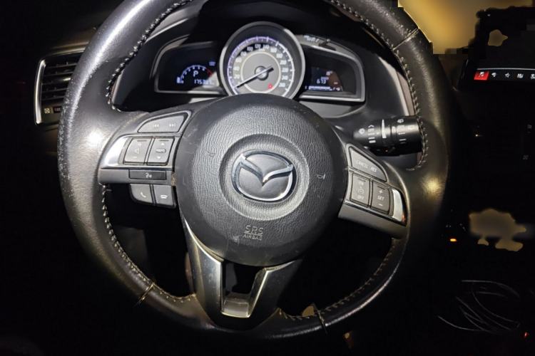 Used Mazda CX-4 2016 2.0L Automatic 2WD Blue Sky Luxury Edition Steering Wheel