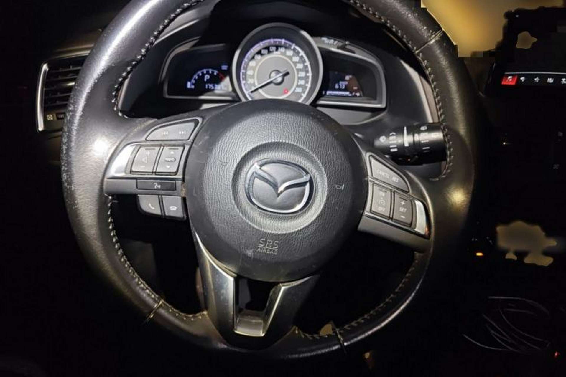 Used Mazda CX-4 2016 2.0L Automatic 2WD Blue Sky Luxury Edition Steering Wheel