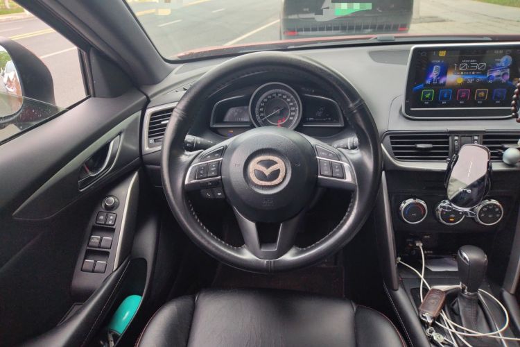 Used Mazda CX-4 2016 2.0L Automatic 2WD Blue Sky Dynamic Edition Steering Wheel