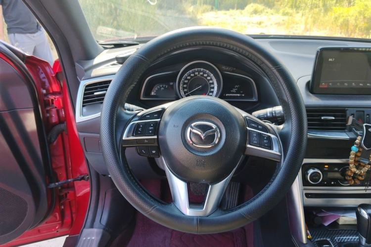 Used Mazda CX-4 2016 2.5L Automatic 4x4 Sky Blue Passion Edition Steering Wheel