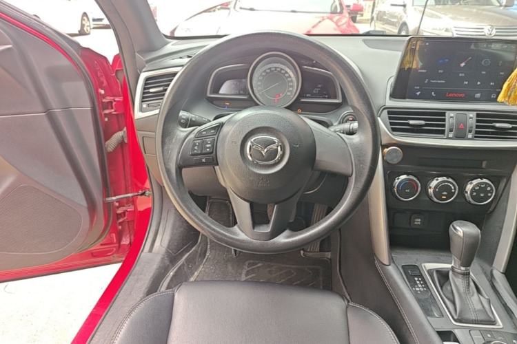 Used Mazda CX-4 2016 2.0L Automatic 2WD Blue Sky Dynamic Edition Steering Wheel