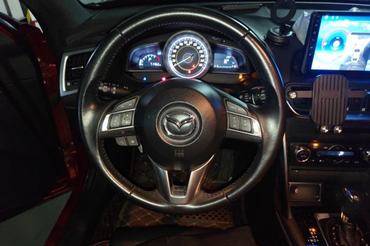 Used Mazda CX-4 2016 2.0L Automatic 2WD Blue Sky Luxury Edition Steering Wheel