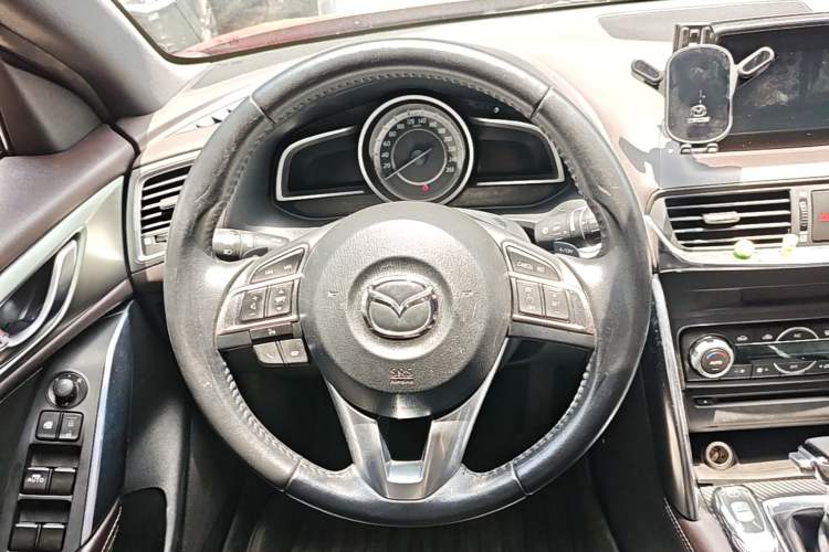 Used Mazda CX-4 2016 2.5L Automatic 4x4 Sky Blue Passion Edition Steering Wheel