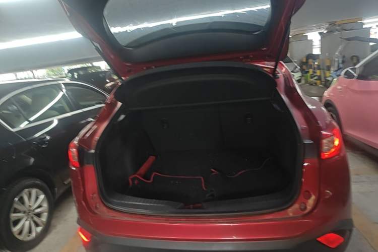 Used Mazda CX-4 2016 2.0L Automatic 2WD Blue Sky Dynamic Edition Trunk