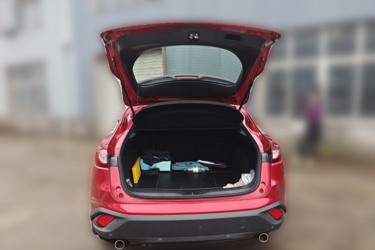 Used Mazda CX-4 2016 2.0L Automatic 2WD Blue Sky Luxury Edition Trunk
