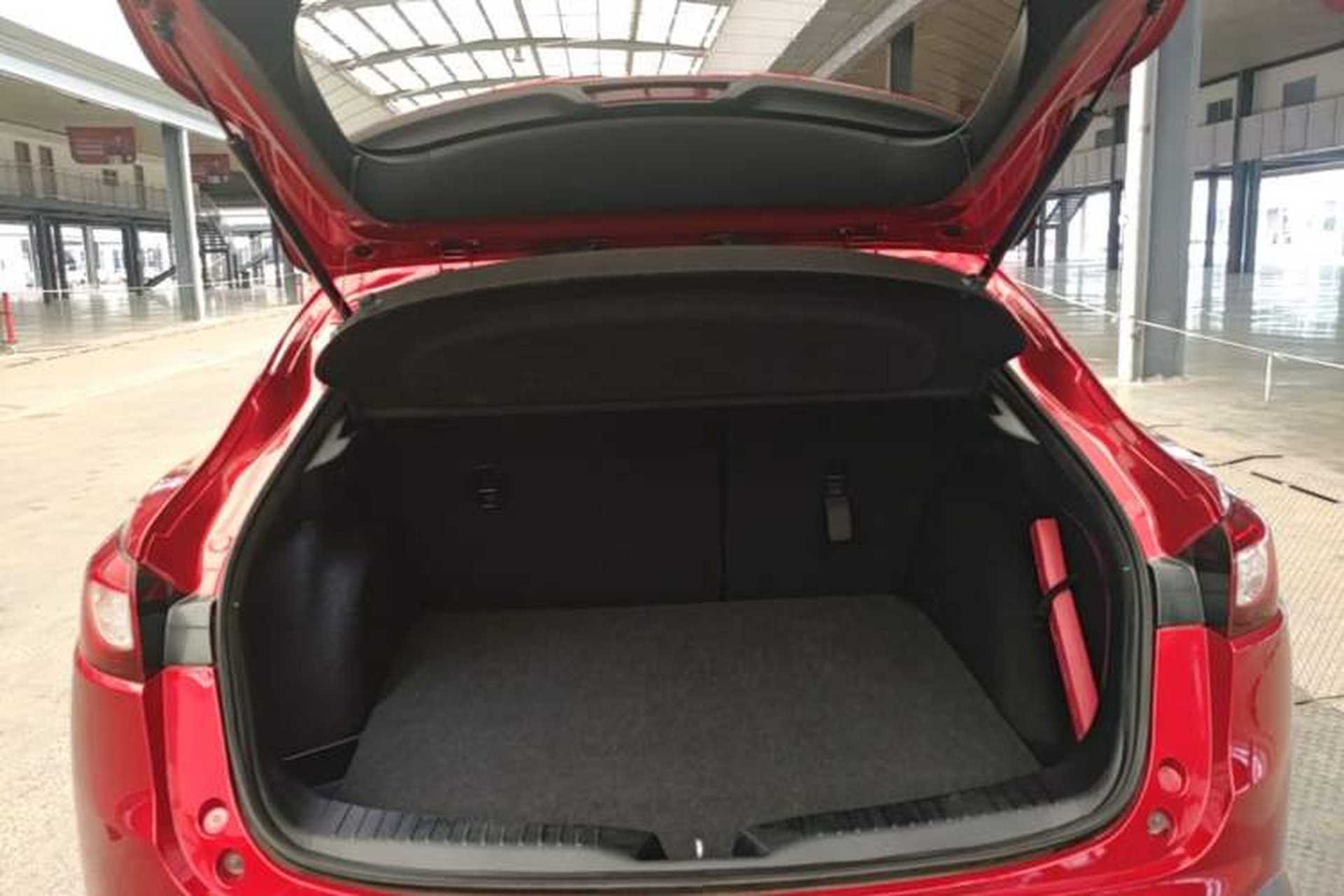 Used Mazda CX-4 2016 2.0L Automatic 2WD Blue Sky Dynamic Edition Trunk