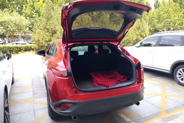 Used Mazda CX-4 2016 2.0L Automatic 2WD Blue Sky Dynamic Edition Trunk