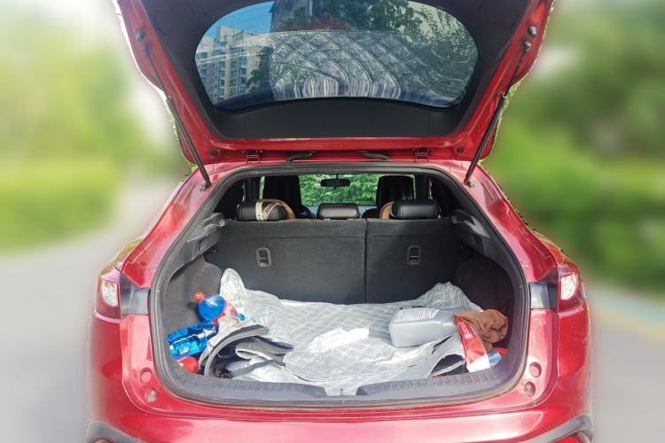 Used Mazda CX-4 2016 2.5L Automatic 4x4 Sky Blue Passion Edition Trunk