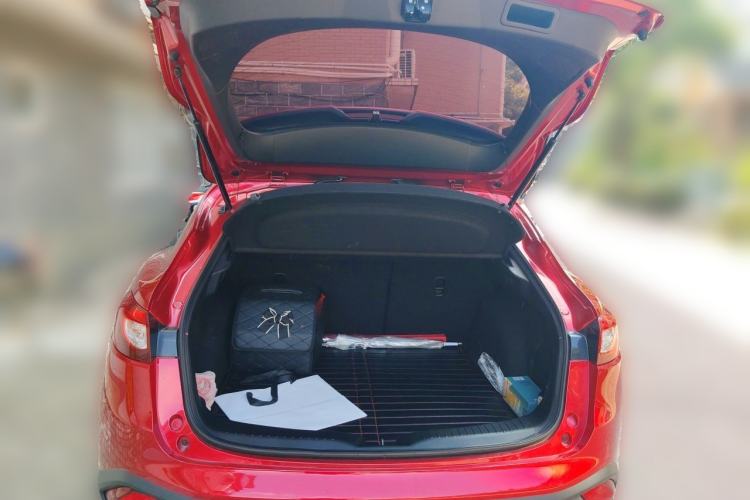 Used Mazda CX-4 2016 2.0L Automatic 2WD Blue Sky Luxury Edition Trunk