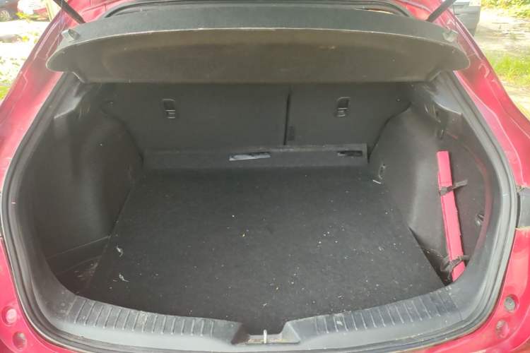 Used Mazda CX-4 2016 2.0L Automatic 2WD Blue Sky Luxury Edition Trunk