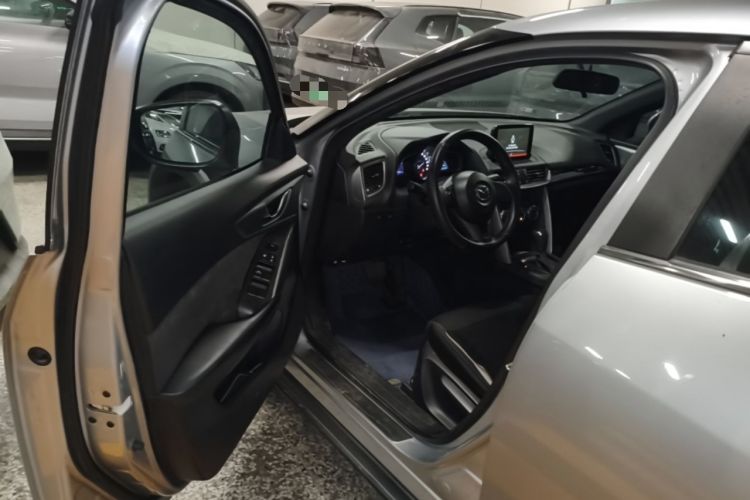 Used Mazda CX-4 2016 2.0L Automatic 2WD Blue Sky Dynamic Edition Driver Seat