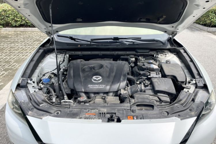 Used Mazda CX-4 2016 2.0L Automatic 2WD Blue Sky Luxury Edition Engine Bay