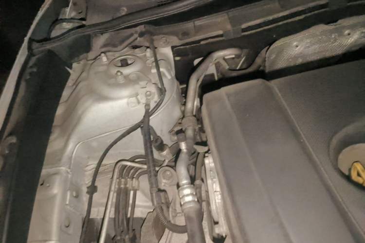 Used Mazda CX-4 2016 2.5L Automatic 4x4 Bluetide Fearless Edition Engine Bay Right