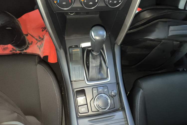 Used Mazda CX-4 2016 2.0L Automatic 2WD Blue Sky Dynamic Edition Gear Lever