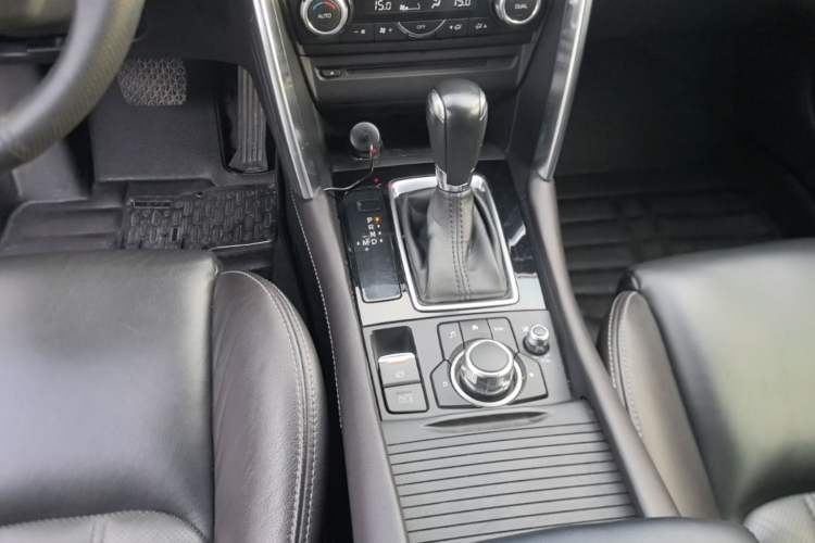 Used Mazda CX-4 2016 2.0L Automatic 2WD Blue Sky Luxury Edition Gear Lever