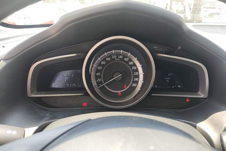 Used Mazda CX-4 2016 2.0L Automatic 2WD Blue Sky Dynamic Edition Instrument Cluster