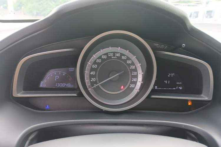 Used Mazda CX-4 2016 2.0L Automatic 2WD Blue Sky Luxury Edition Instrument Cluster