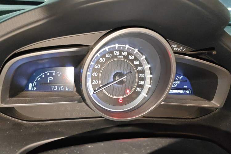 Used Mazda CX-4 2016 2.0L Automatic 2WD Blue Sky Luxury Edition Instrument Cluster