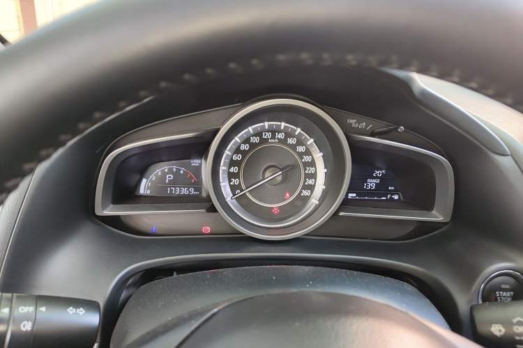 Used Mazda CX-4 2016 2.0L Automatic 2WD Blue Sky Dynamic Leather Edition Instrument Cluster