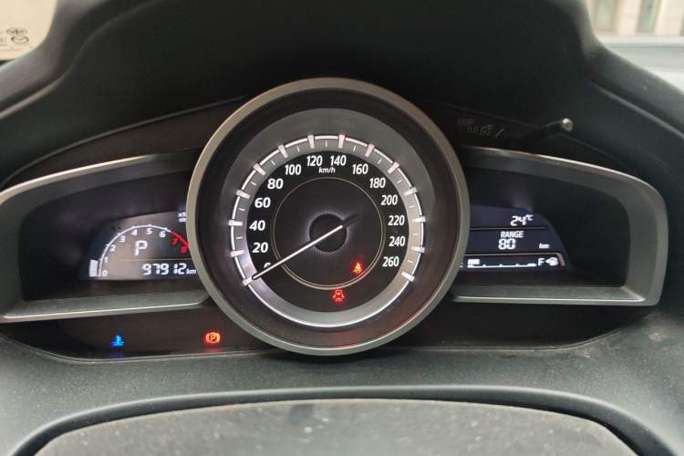 Used Mazda CX-4 2016 2.0L Automatic 2WD Blue Sky Dynamic Edition Instrument Cluster