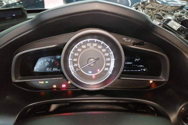 Used Mazda CX-4 2016 2.0L Automatic 2WD Blue Sky Dynamic Leather Edition Instrument Cluster