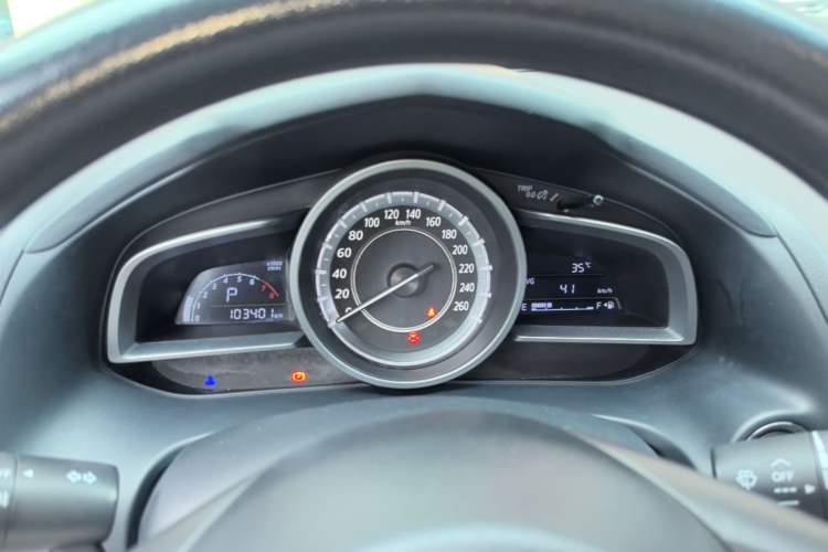Used Mazda CX-4 2016 2.0L Automatic 2WD Blue Sky Dynamic Edition Instrument Cluster