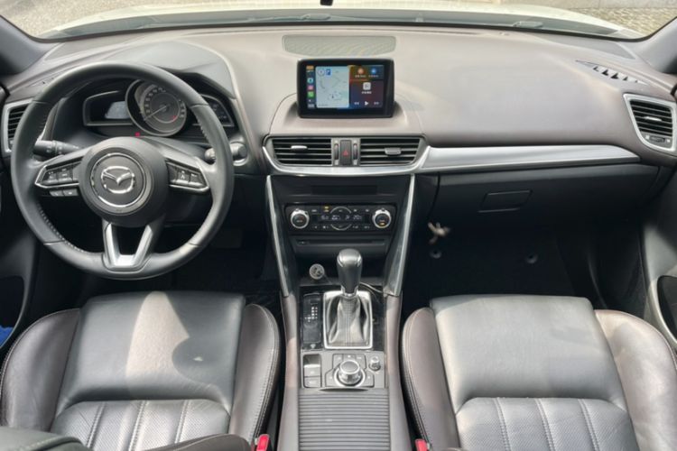 Used Mazda CX-4 2016 2.0L Automatic 2WD Blue Sky Luxury Edition Interior 2
