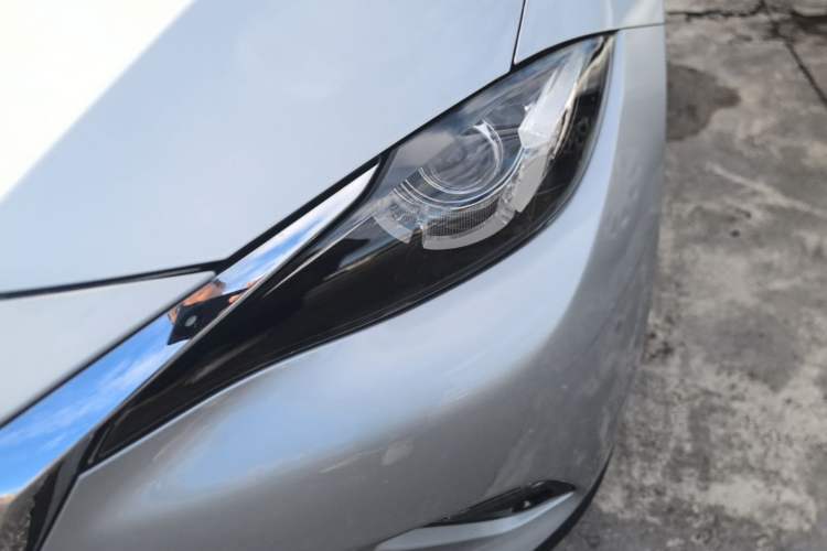 Used Mazda CX-4 2016 2.0L Automatic 2WD Blue Sky Luxury Edition Left Front Headlight