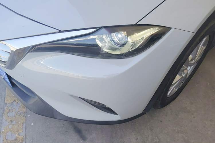 Used Mazda CX-4 2016 2.0L Automatic 2WD Blue Sky Dynamic Edition Left Front Headlight