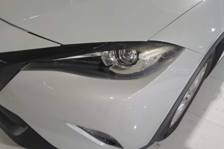 Used Mazda CX-4 2016 2.0L Automatic 2WD Blue Sky Luxury Edition Left Front Headlight