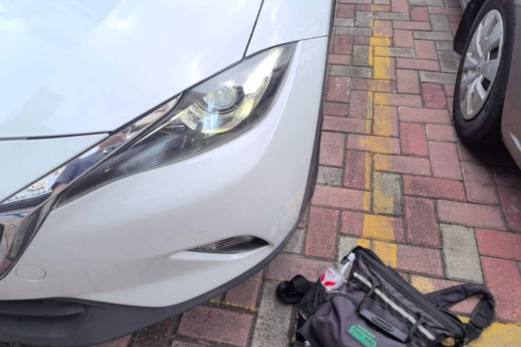 Used Mazda CX-4 2016 2.0L Automatic 2WD Blue Sky Dynamic Edition Left Front Headlight