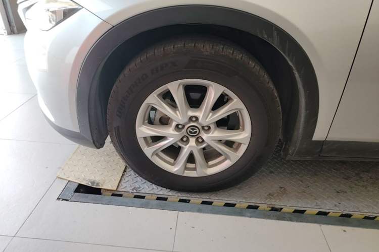 Used Mazda CX-4 2016 2.0L Automatic 2WD Blue Sky Dynamic Edition Left Front Wheel Hub