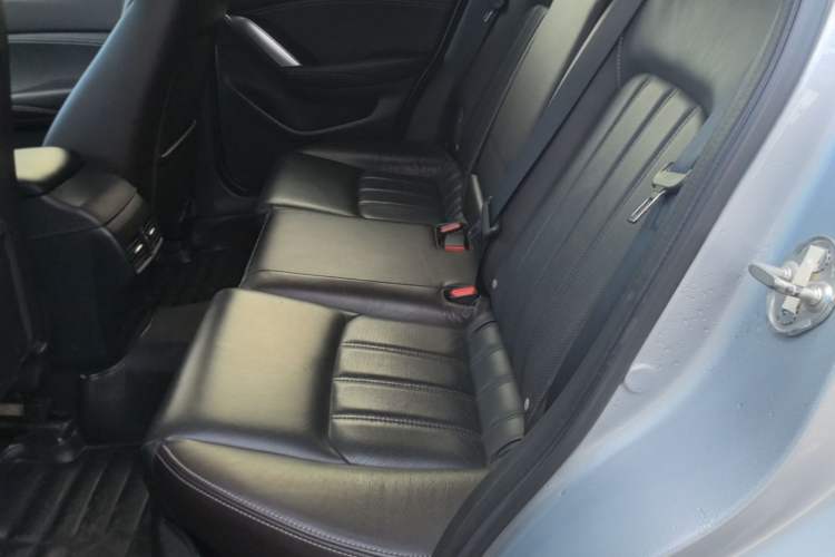 Used Mazda CX-4 2016 2.0L Automatic 2WD Blue Sky Luxury Edition Left Rear Seat