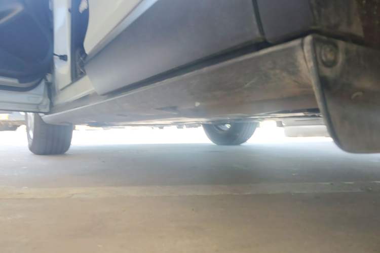 Used Mazda CX-4 2016 2.0L Automatic 2WD Blue Sky Dynamic Edition Left Side Sill