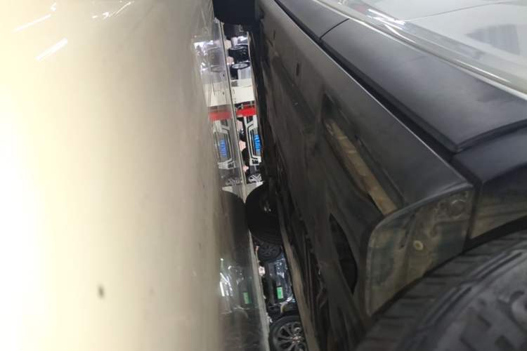 Used Mazda CX-4 2016 2.0L Automatic 2WD Blue Sky Dynamic Edition Left Side Sill